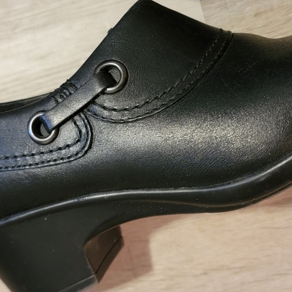 Clarks shoes - Picture 3 of 7